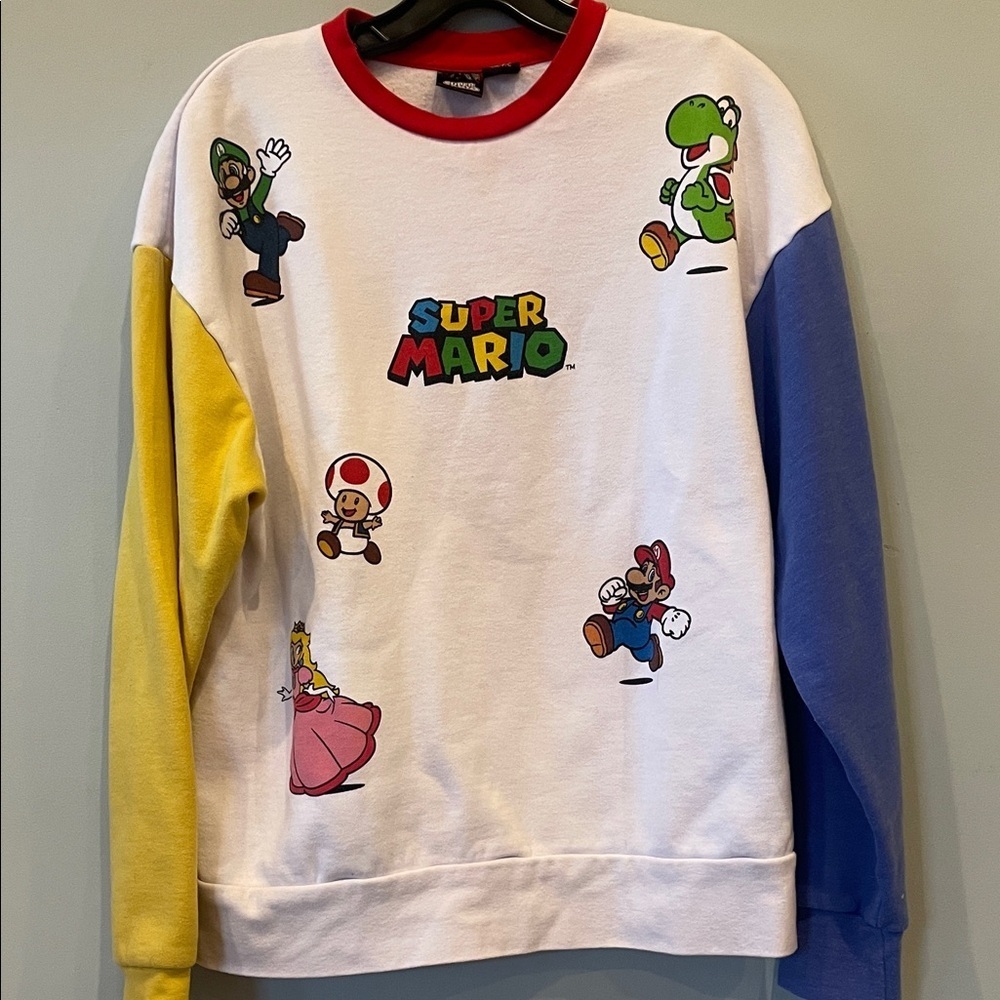 Nintendo Super Mario Colorblock Crewneck Sweatshirt small  to medium